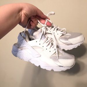 Nike Huarache Hot White